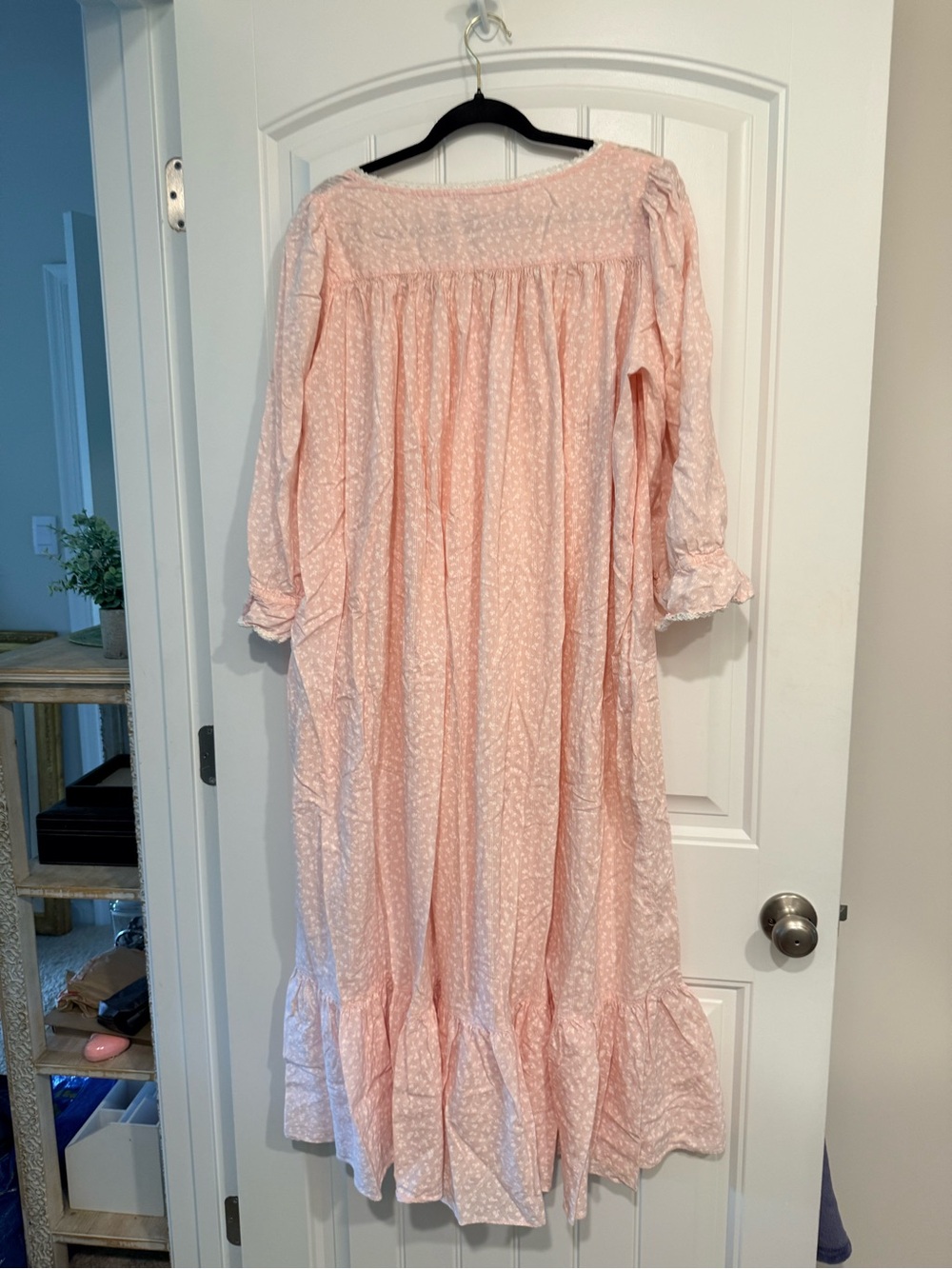 Vintage Eileen West for Saks Queen Ann’s Lace Cotton Gown - Picture 4 of 7